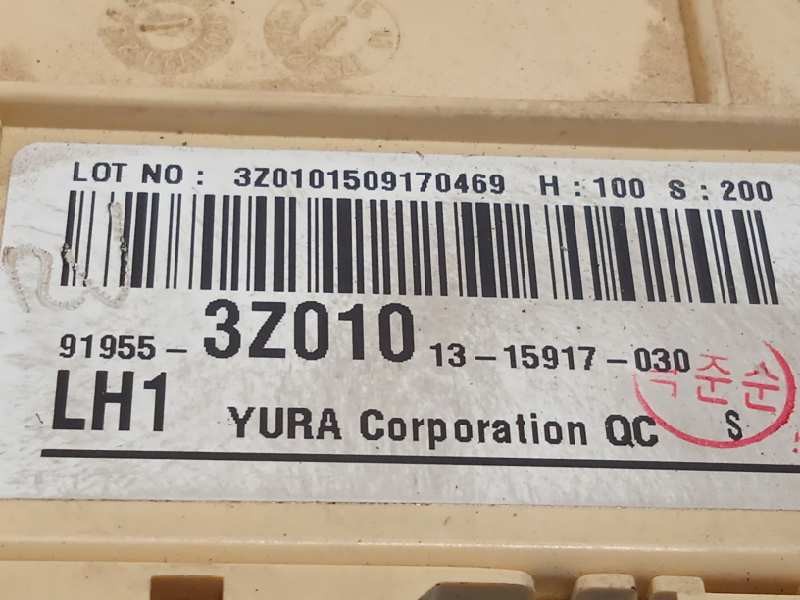 Recambio de caja reles / fusibles para hyundai i40 style referencia OEM IAM 919553Z010  