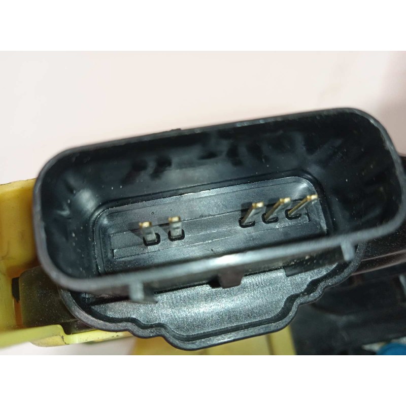 Recambio de cerradura puerta delantera derecha para kia niro drive referencia OEM IAM 81320G5040  