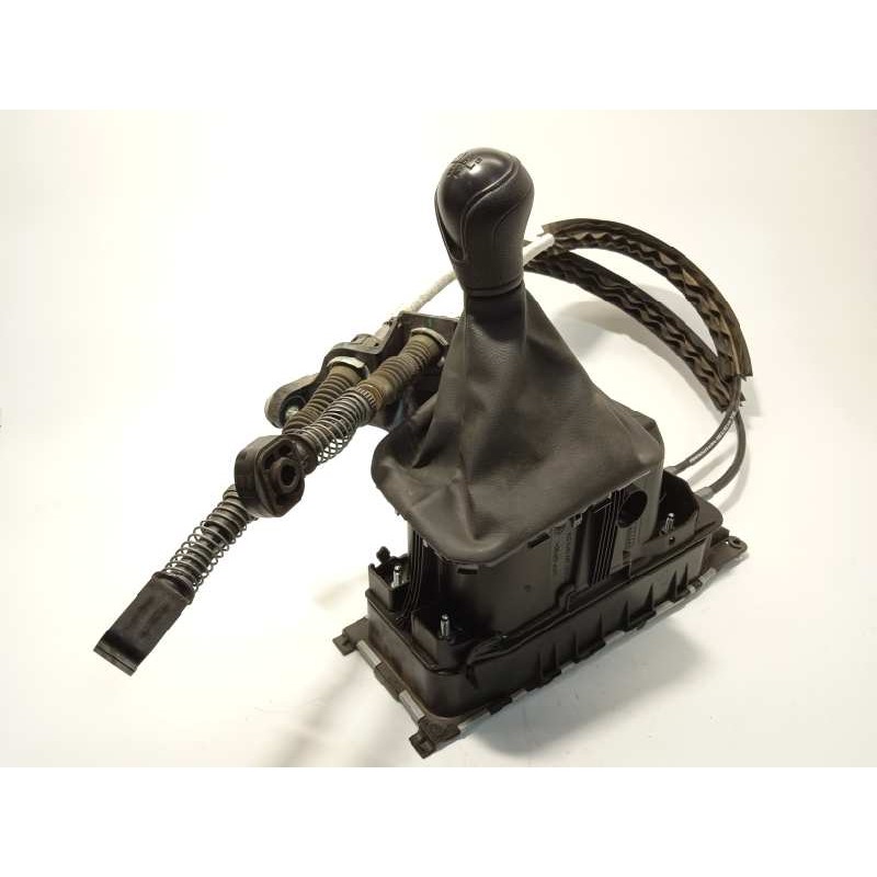 Recambio de palanca cambio para seat arona reference plus referencia OEM IAM 2Q0711049J  