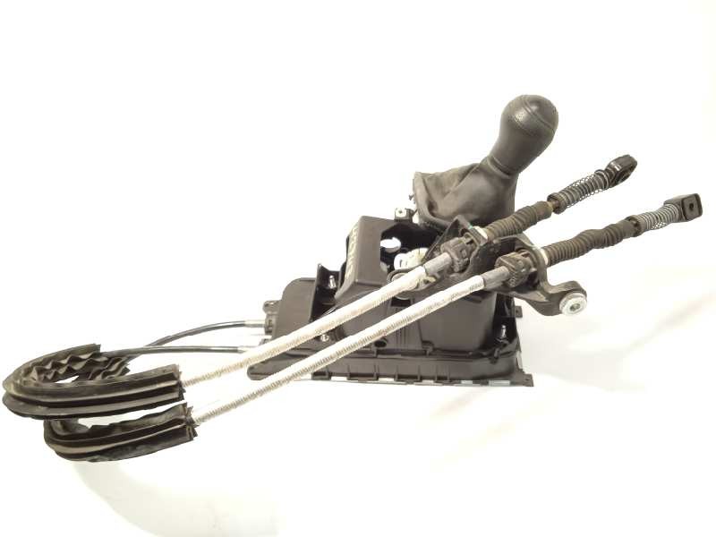 Recambio de palanca cambio para seat arona reference plus referencia OEM IAM 2Q0711049J  
