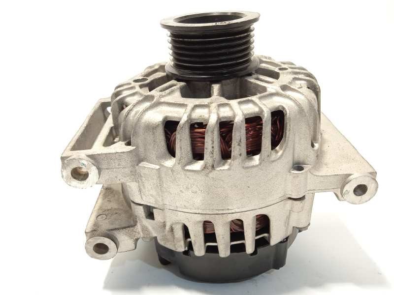 Recambio de alternador para opel meriva b 1.6 cdti dpf referencia OEM IAM 13586366 2618063A TG12C155