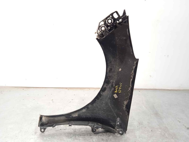 Recambio de aleta delantera derecha para peugeot 308 sw premium referencia OEM IAM 7841Y1  