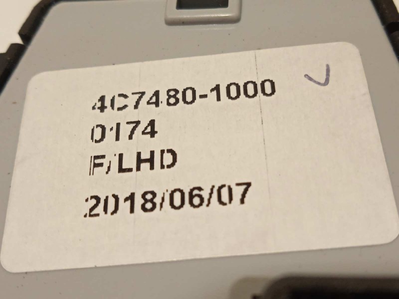 Recambio de mando elevalunas delantero izquierdo para kia niro drive referencia OEM IAM 93570G5240  4C74801000