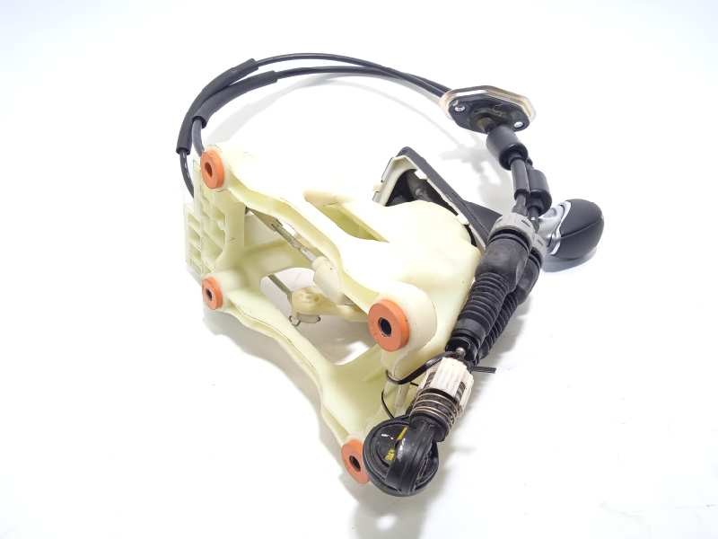 Recambio de palanca cambio para hyundai i20´20 ( bc3/bi3desde 08/20 ) referencia OEM IAM 43700Q0400NNB  