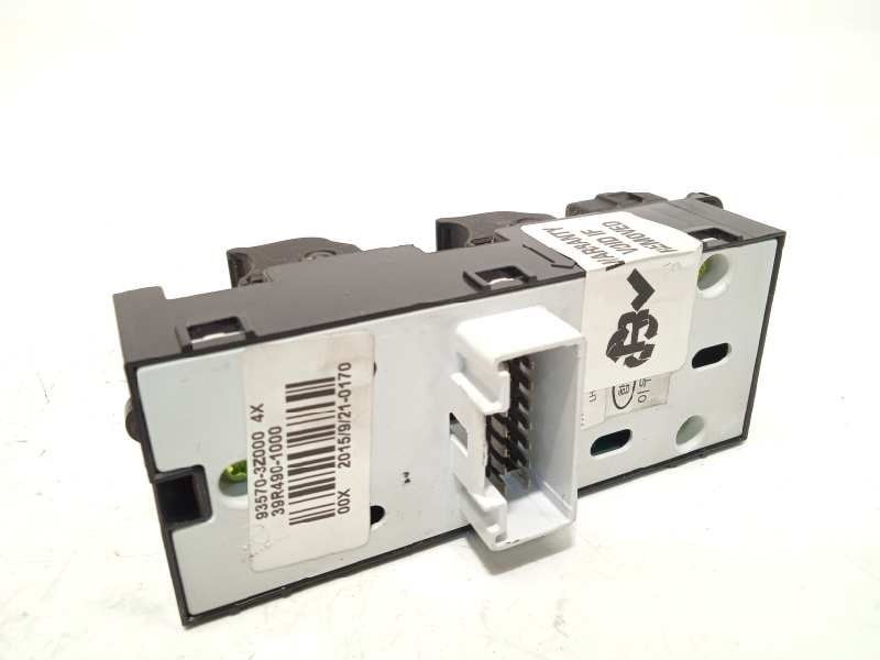 Recambio de mando elevalunas delantero izquierdo para hyundai i40 style referencia OEM IAM 935703Z0004X  