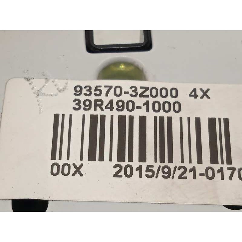Recambio de mando elevalunas delantero izquierdo para hyundai i40 style referencia OEM IAM 935703Z0004X  