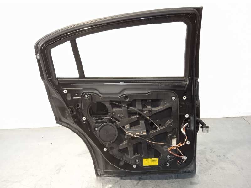 Recambio de puerta trasera izquierda para chrysler sebring berlina 2.0 crd cat referencia OEM IAM 5074525AB  