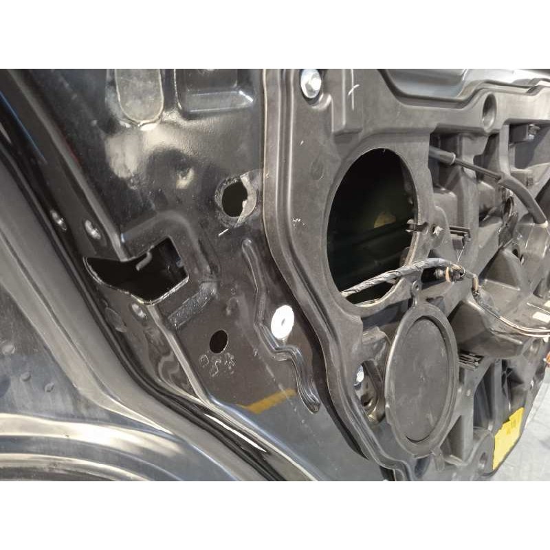 Recambio de puerta trasera izquierda para chrysler sebring berlina 2.0 crd cat referencia OEM IAM 5074525AB  