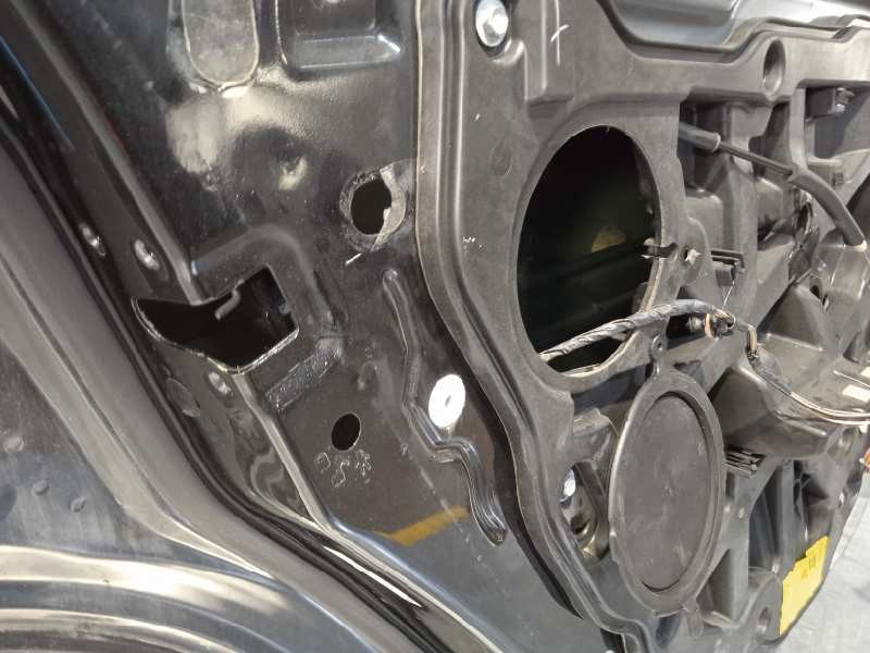 Recambio de puerta trasera izquierda para chrysler sebring berlina 2.0 crd cat referencia OEM IAM 5074525AB  