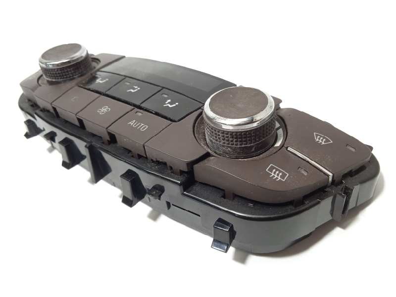 Recambio de mando climatizador para opel insignia berlina 2.0 cdti cat referencia OEM IAM 13277865  