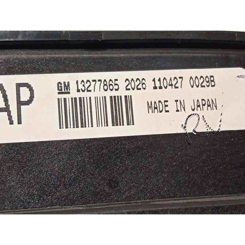 Recambio de mando climatizador para opel insignia berlina 2.0 cdti cat referencia OEM IAM 13277865  