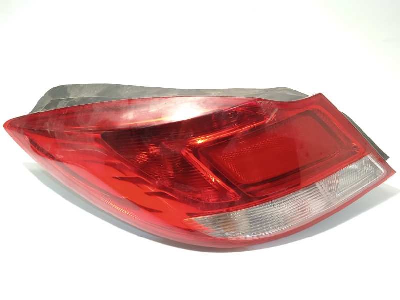 Recambio de piloto trasero izquierdo para opel insignia berlina 2.0 cdti cat referencia OEM IAM 13226836  13279621