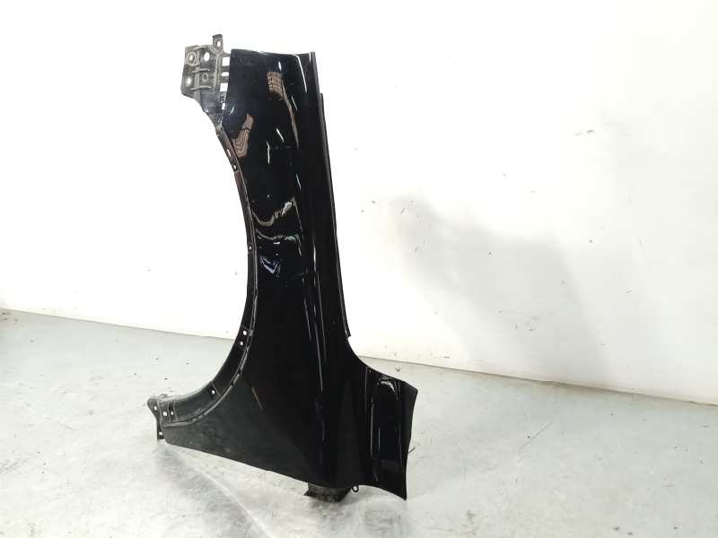 Recambio de aleta delantera izquierda para volvo xc90 2.4 diesel cat referencia OEM IAM 30796494  