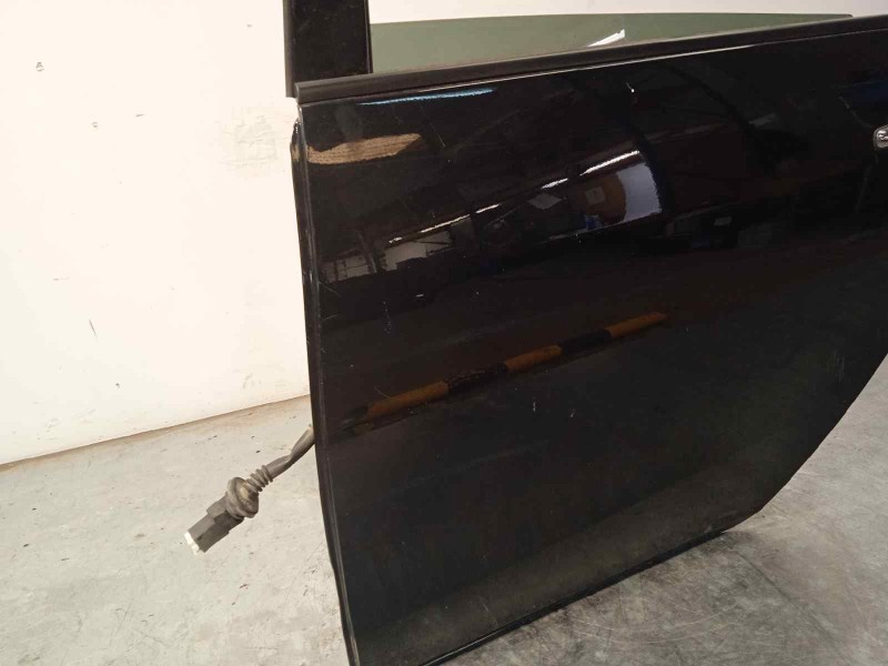 Recambio de puerta trasera izquierda para mitsubishi grandis (na0w) 2.0 di-d cat referencia OEM IAM 5730A047  