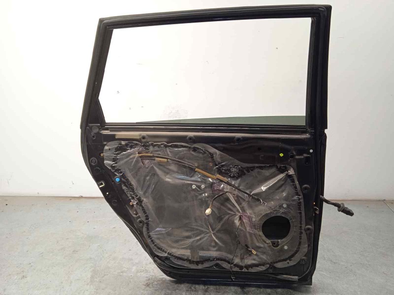 Recambio de puerta trasera izquierda para mitsubishi grandis (na0w) 2.0 di-d cat referencia OEM IAM 5730A047  