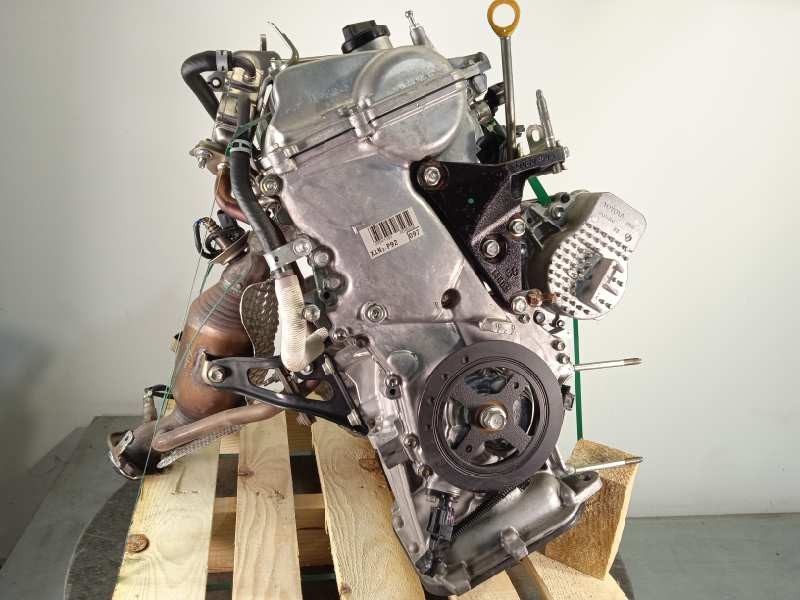 Recambio de motor completo para toyota yaris hsd active referencia OEM IAM 1NZ  1NZFXE