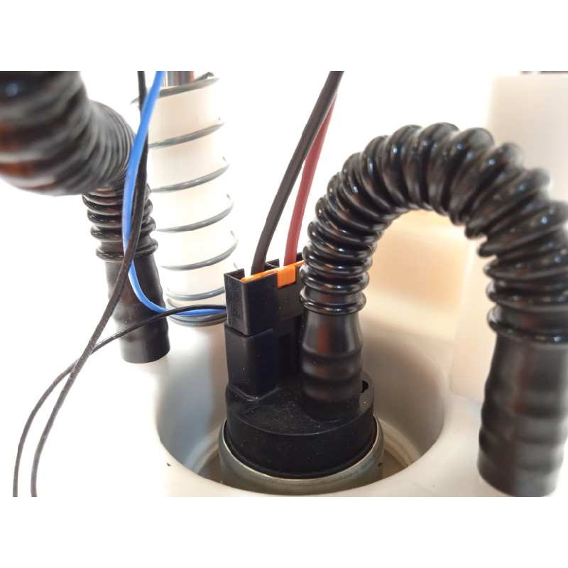 Recambio de bomba combustible para nissan qashqai (j10) acenta referencia OEM IAM 17040JD02A  