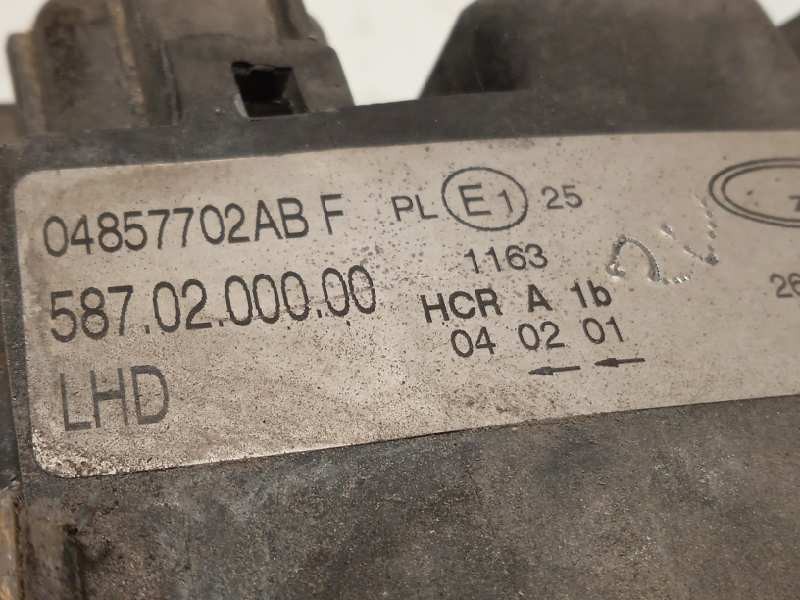 Recambio de faro derecho para chrysler voyager (rg) 2.5 crd grand voyager limited referencia OEM IAM 04857702ABF  