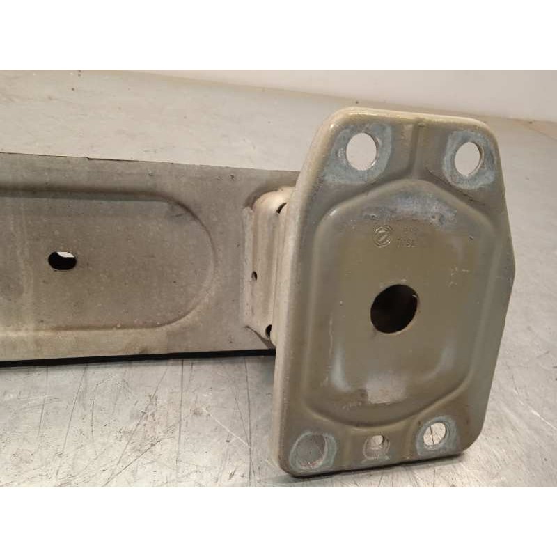 Recambio de refuerzo paragolpes delantero para fiat fiorino 1.3 16v jtd cat referencia OEM IAM 51925535  