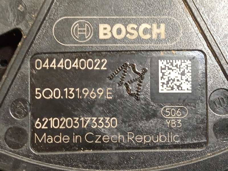 Recambio de deposito aditivo fap adblue para skoda octavia lim. (nx3) 2.0 tdi referencia OEM IAM 5Q0131877T  5Q0131969E