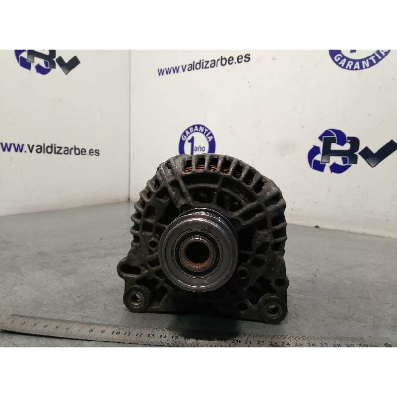 Recambio de alternador para volkswagen t5 transporter/furgoneta caja cerrada referencia OEM IAM 028903029N  0124615021