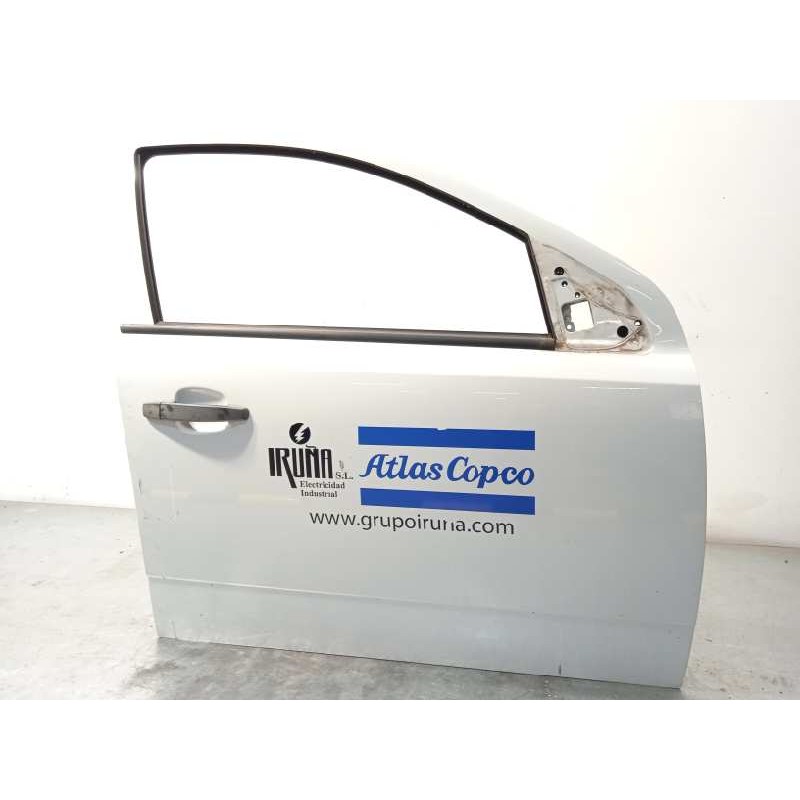 Recambio de puerta delantera derecha para opel astra h ber. edition referencia OEM IAM 93192037  
