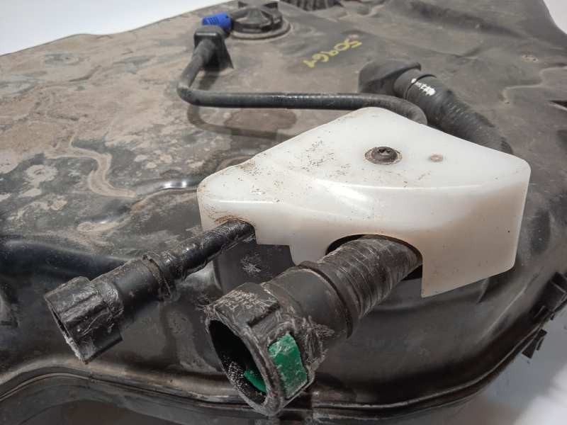 Recambio de deposito aditivo fap adblue para audi q3 (8ug) attraction quattro referencia OEM IAM 5N0131877D  5Q0131969C