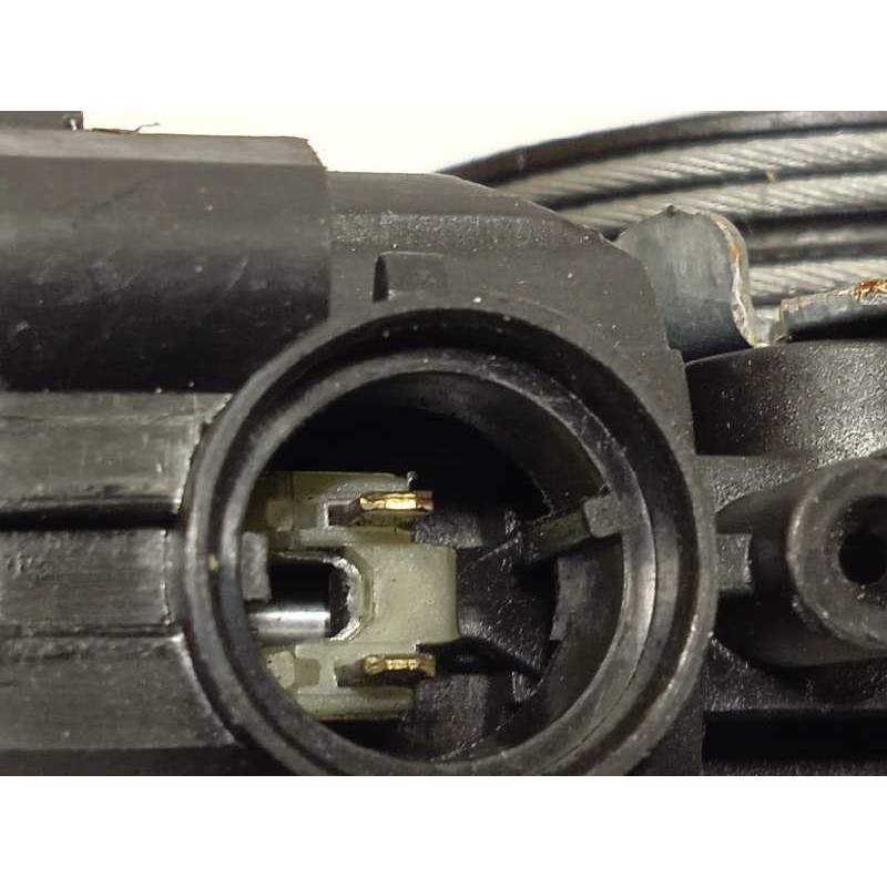 Recambio de elevalunas delantero izquierdo para renault twingo emotion referencia OEM IAM 400957D  8200384743