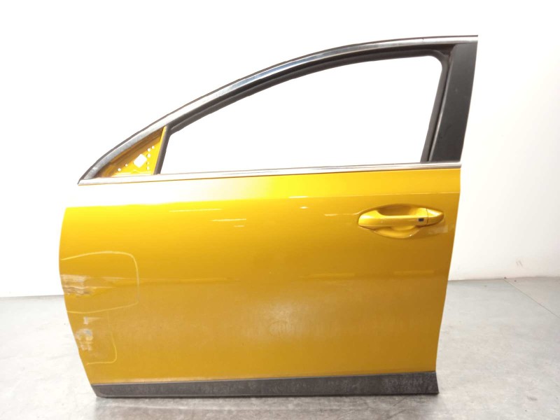 Recambio de puerta delantera izquierda para kia xceed edrive phev referencia OEM IAM 76003J7800  