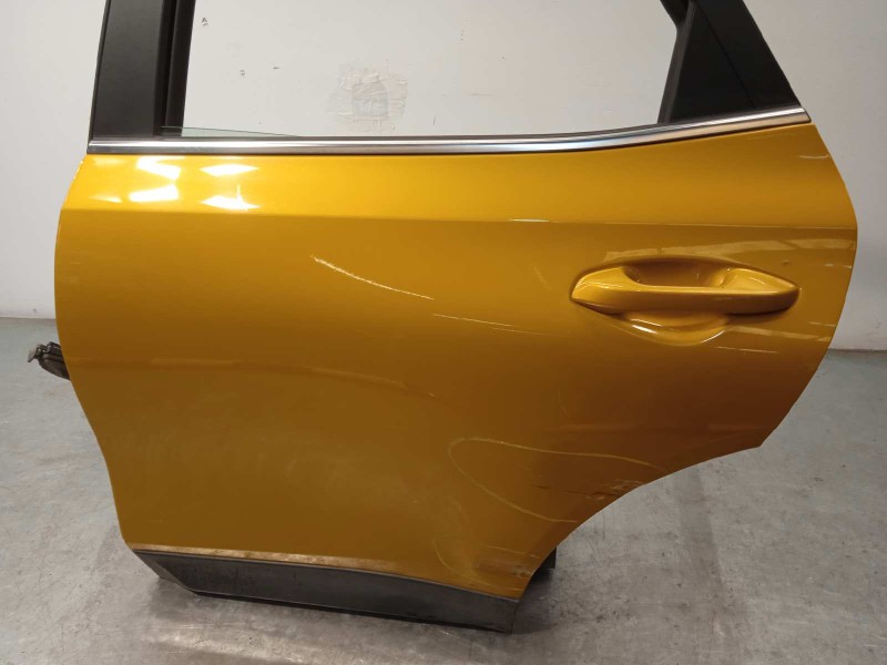 Recambio de puerta trasera izquierda para kia xceed edrive phev referencia OEM IAM 77003J7800  