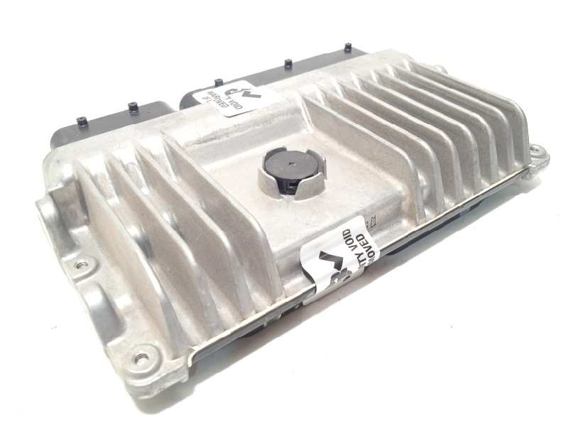 Recambio de centralita motor uce para toyota prius (zvw50) basis referencia OEM IAM 8966147680  2170000590