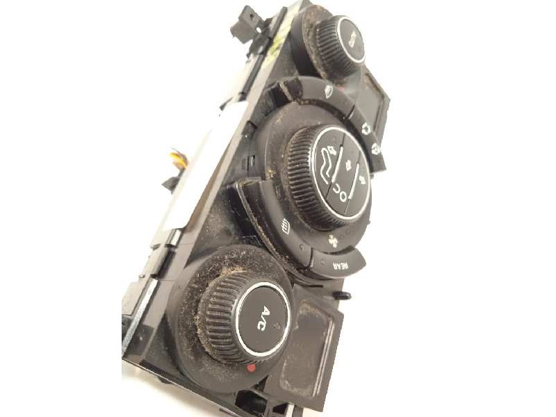 Recambio de mando climatizador para peugeot 5008 1.6 hdi fap referencia OEM IAM 96738323XT  6452Y4