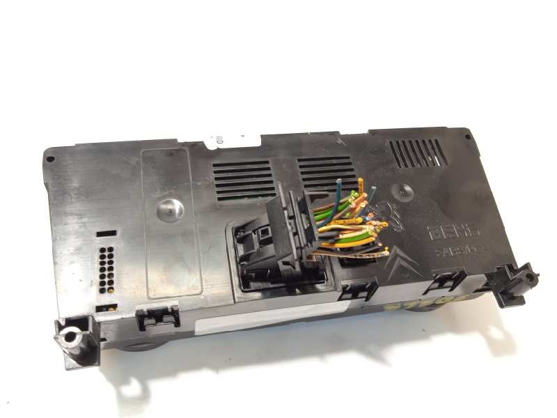 Recambio de mando climatizador para peugeot 5008 1.6 hdi fap referencia OEM IAM 96738323XT  6452Y4
