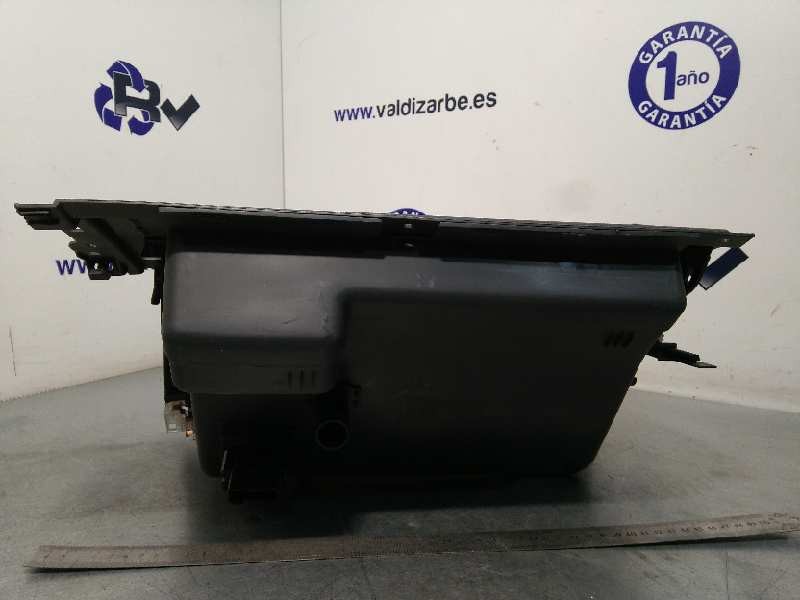 Recambio de guantera para volkswagen touran (1t2) advance bluemotion referencia OEM IAM 1T1857097F 1T1857121 1T1857101B