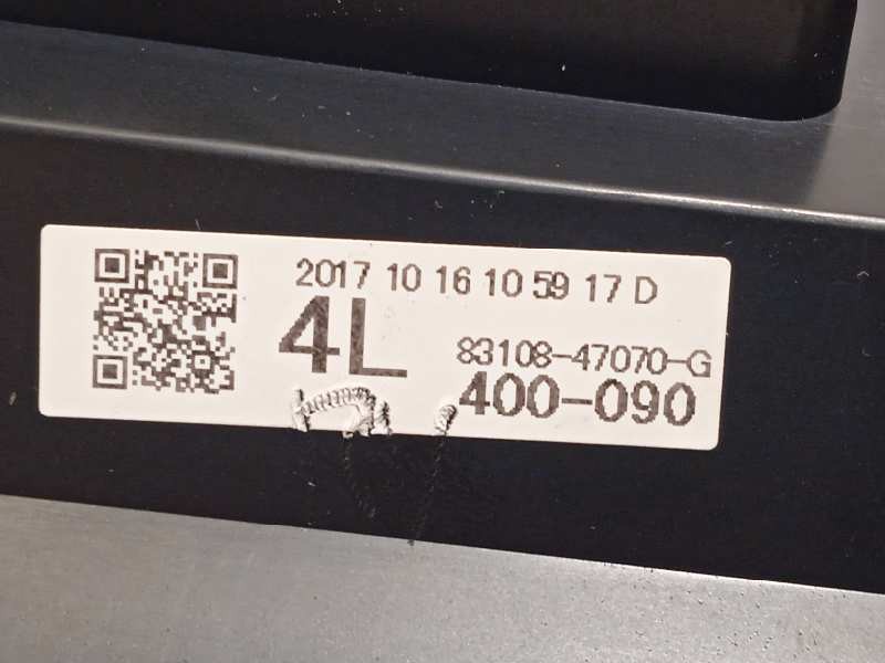 Recambio de pantalla multifuncion para toyota prius (zvw50) basis referencia OEM IAM 8310847070G  