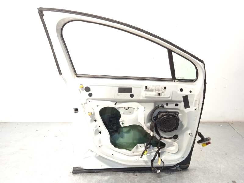 Recambio de puerta delantera izquierda para peugeot 5008 1.6 hdi fap referencia OEM IAM 9002AR  