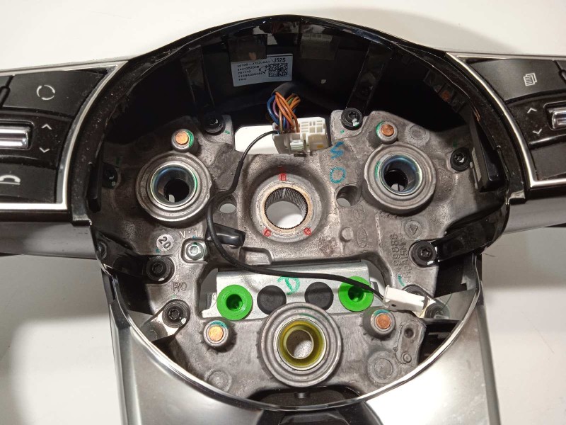 Recambio de volante para kia xceed edrive phev referencia OEM IAM 56100J7520SA1  