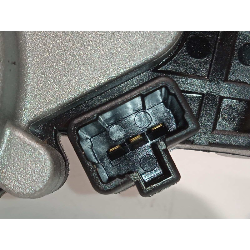 Recambio de motor limpia trasero para kia xceed edrive phev referencia OEM IAM 98700J7800  0390205122