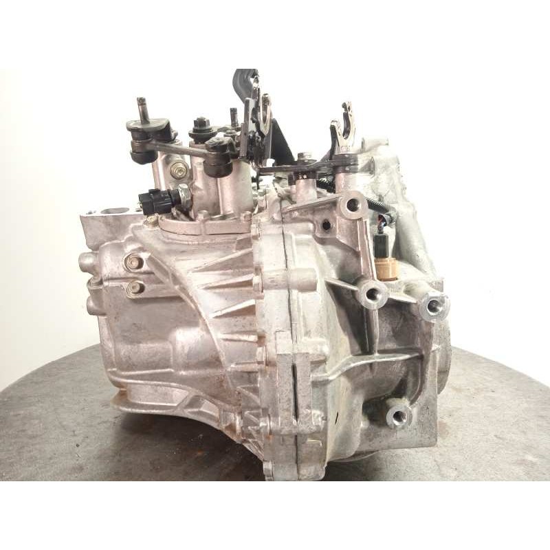 Recambio de caja cambios para kia carens (un) 2.0 crdi referencia OEM IAM S820JC  4300024450