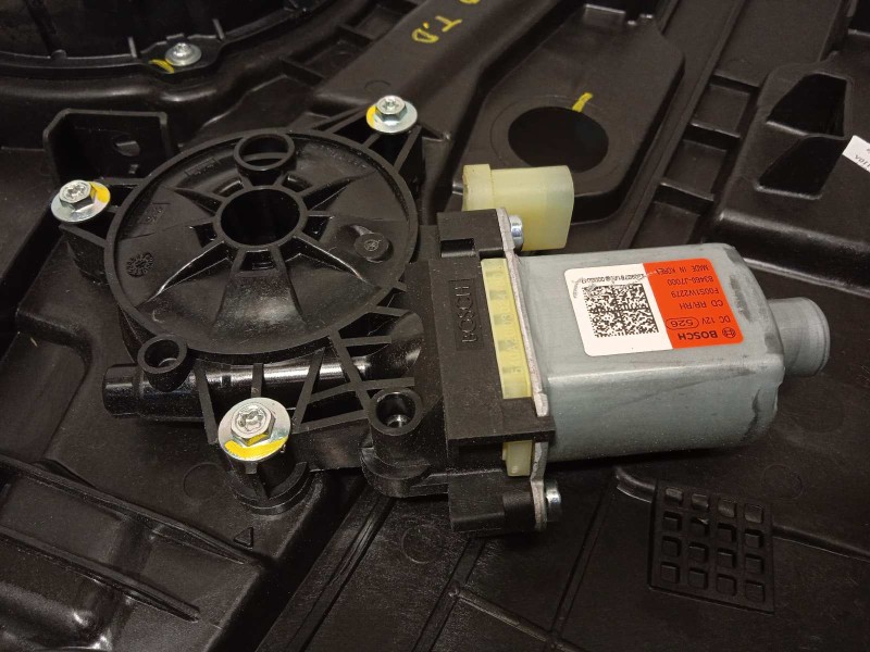 Recambio de elevalunas trasero derecho para kia xceed edrive phev referencia OEM IAM 83480J7300  83460J7000