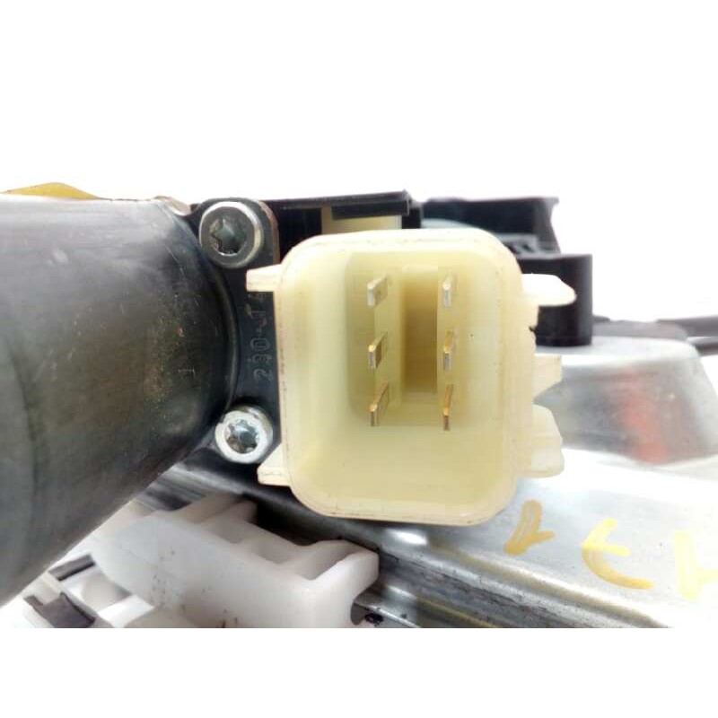 Recambio de elevalunas delantero derecho para ford kuga (cbs) titanium s referencia OEM IAM 0130822733  2137311