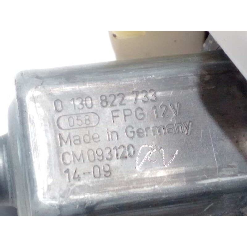 Recambio de elevalunas delantero derecho para ford kuga (cbs) titanium s referencia OEM IAM 0130822733  2137311
