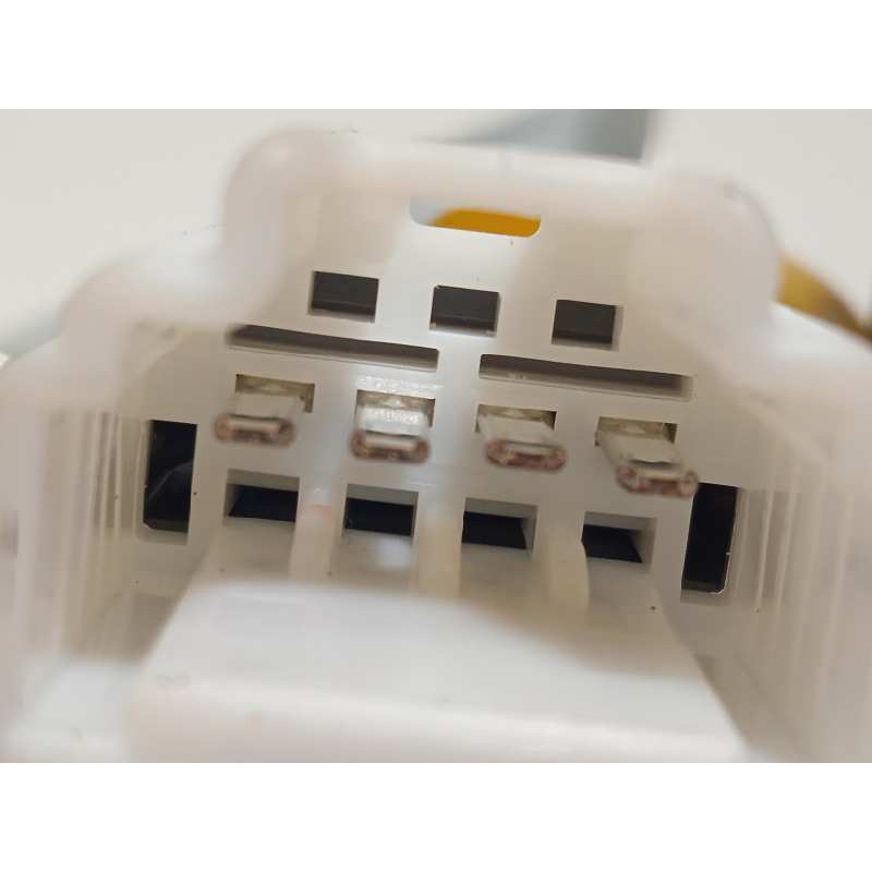 Recambio de motor limpia trasero para kia carens (un) 2.0 crdi referencia OEM IAM 987001D000  035111500