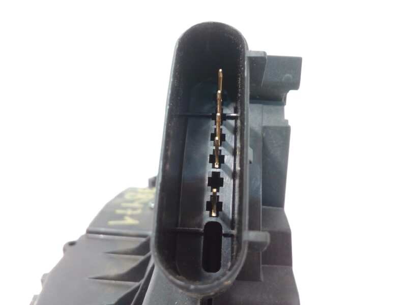 Recambio de cerradura puerta delantera derecha para ford kuga (cbs) titanium s referencia OEM IAM BM5AA21812DE  