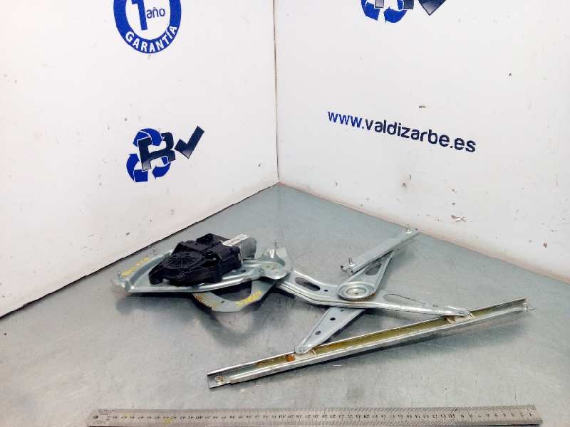 Recambio de elevalunas trasero izquierdo para renault scenic iii grand bose edition referencia OEM IAM 827210005R  827310166R