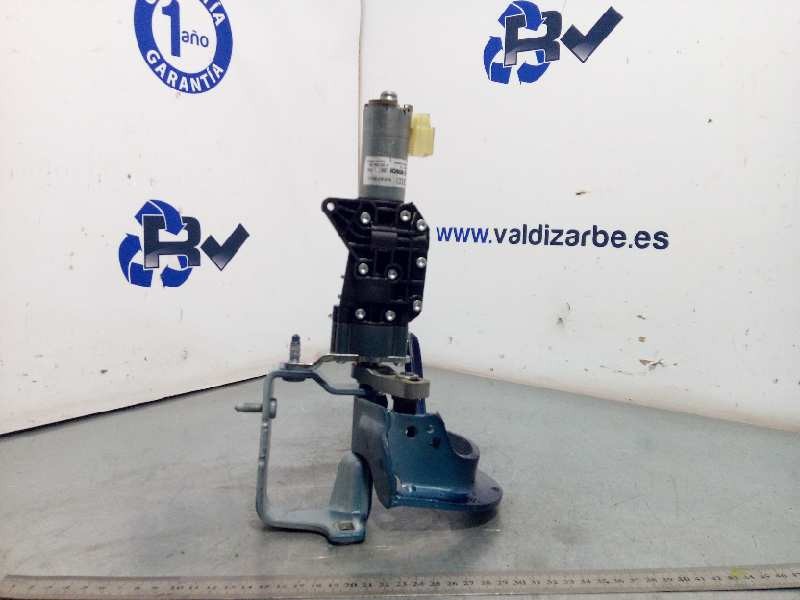 Recambio de motor cierre centralizado porton para audi a4 avant (8w5) básico referencia OEM IAM 8W9827852A  