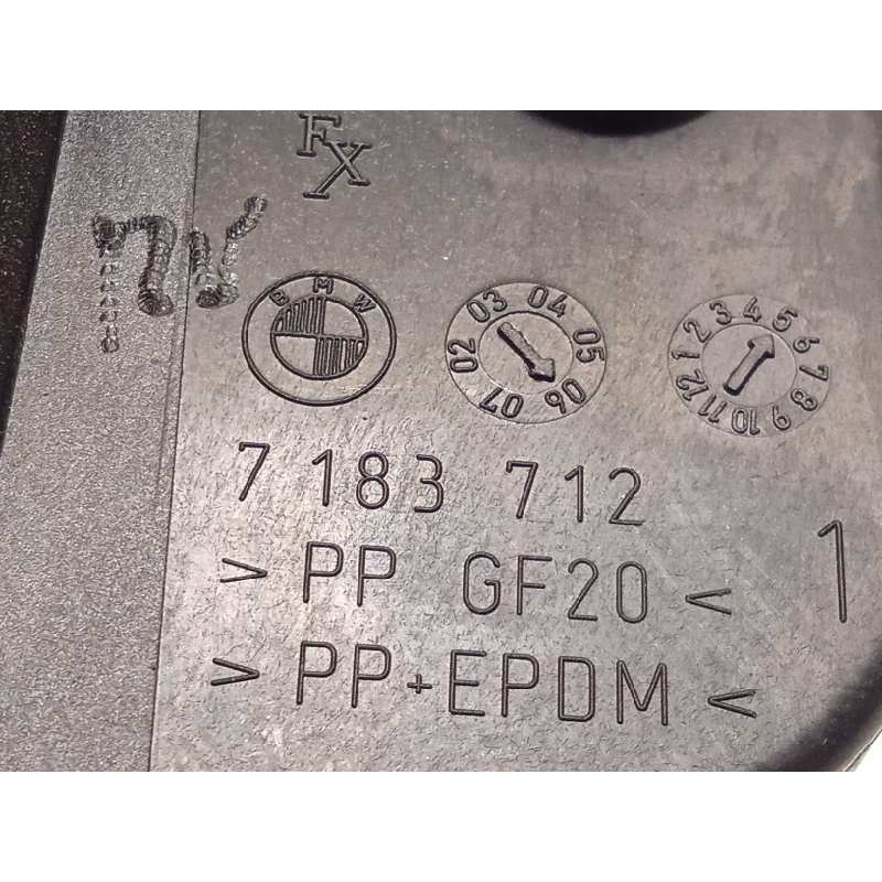 Recambio de tapa exterior combustible para bmw serie 5 berlina (e60) 525i referencia OEM IAM 7183712  51177183712