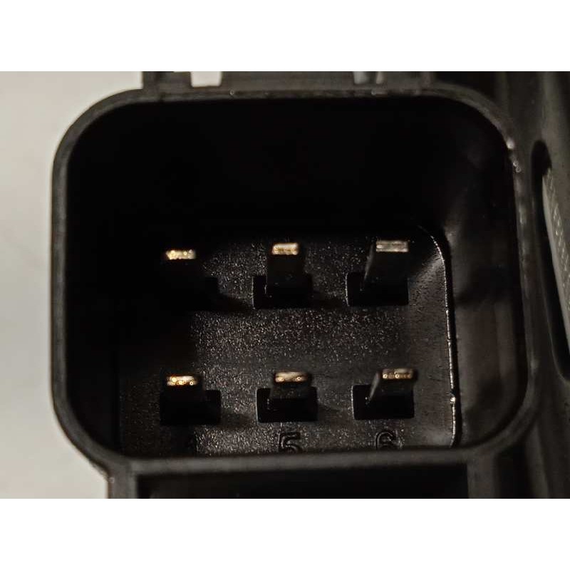 Recambio de elevalunas trasero izquierdo para land rover evoque prestige referencia OEM IAM BJ3227001AD WR12729 918956102