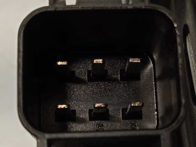 Recambio de elevalunas trasero izquierdo para land rover evoque prestige referencia OEM IAM BJ3227001AD WR12729 918956102