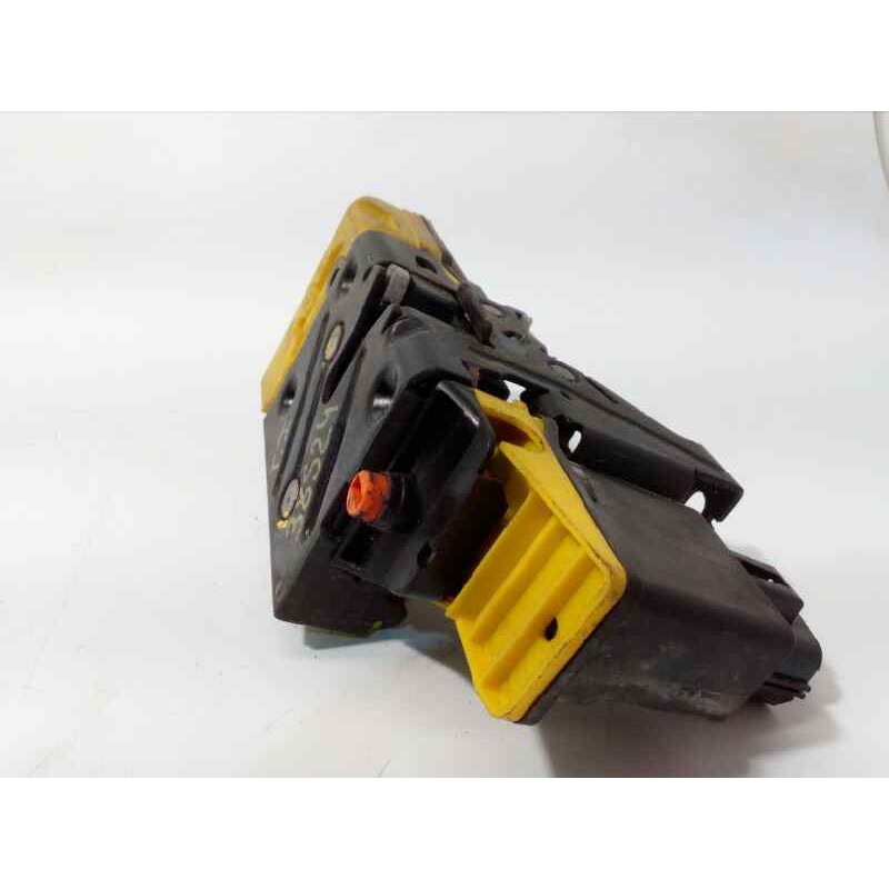 Recambio de cerradura puerta trasera izquierda para volvo xc70 2.4 diesel cat referencia OEM IAM 30784978  